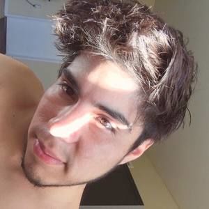 Meet your Posher, Daniel gustavo
